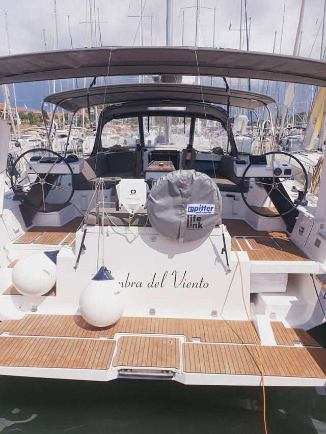 Dufour 470 - 4 cab. Sombra del Viento